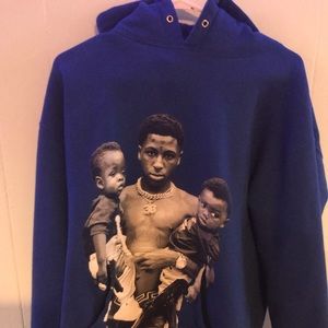 Nba young boy vlone X Lacey talk, gentle used, condition 9/10, authentic ✔️